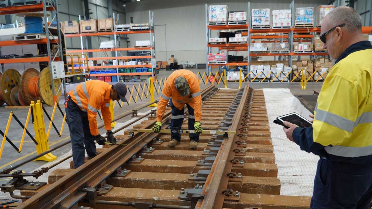 Railtrain’s trainers are qualified rail infrastructure and training experts, with many years’ experience in different organisations and networks across the industry.