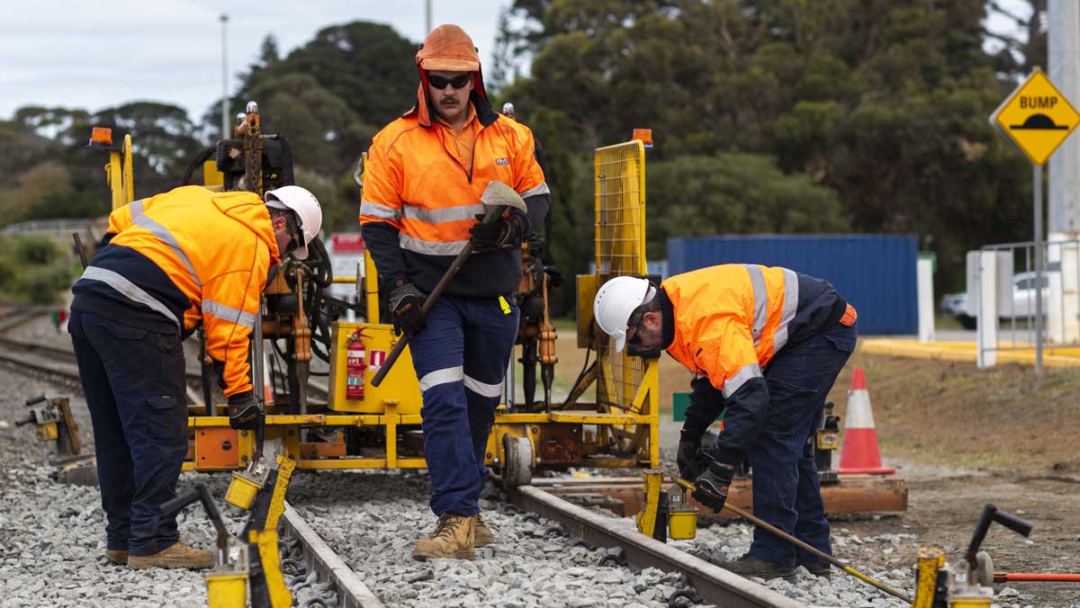 This is a general course and qualification for a person engaged in the rail infrastructure who has had experience in basic rail construction and maintenance operations and who is ready to become qualified for higher level tasks such as welding, track examination and repair.
